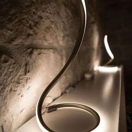 Limestone Heritage House Apartahotel