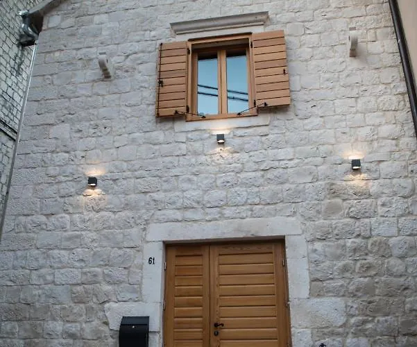Limestone Heritage House Ξενοδοχείο με διαμερίσματα Τρογκίρ