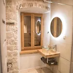 Limestone Heritage House 4*