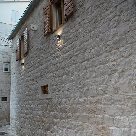 Limestone Heritage House 4*