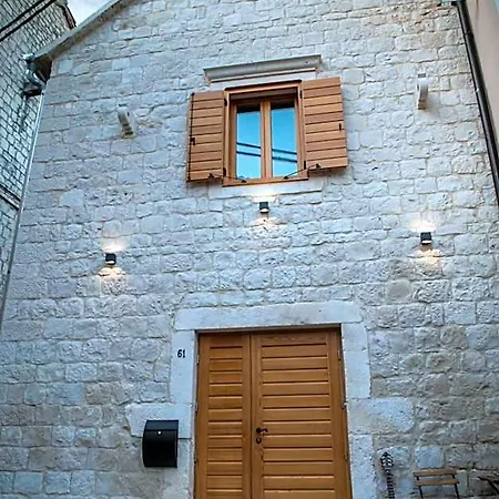Апарт-готель Limestone Heritage House