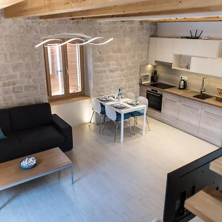 Limestone Heritage House 4*