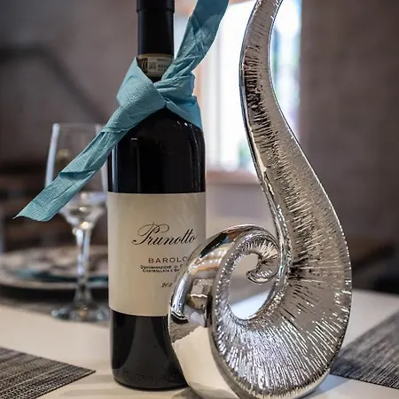 Hotel apartamentowy Limestone Heritage House